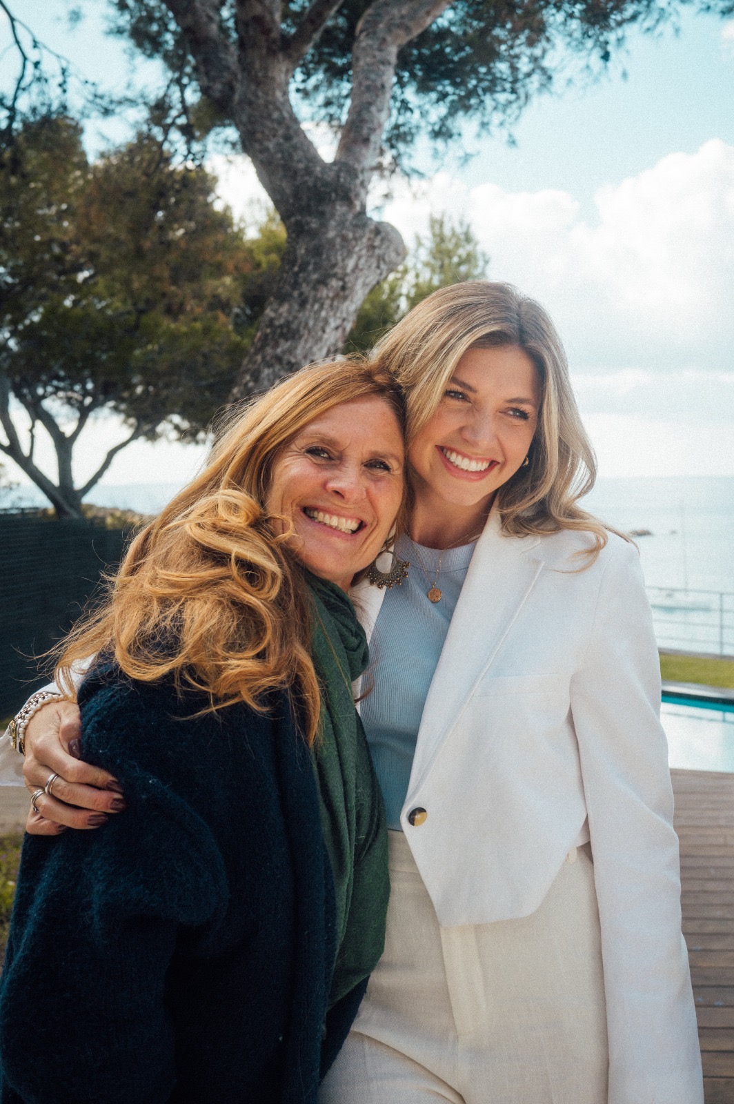 Tanto si compra como si vende, póngase en contacto con nosotros hoy mismo para iniciar su viaje con confianza y facilidad. 