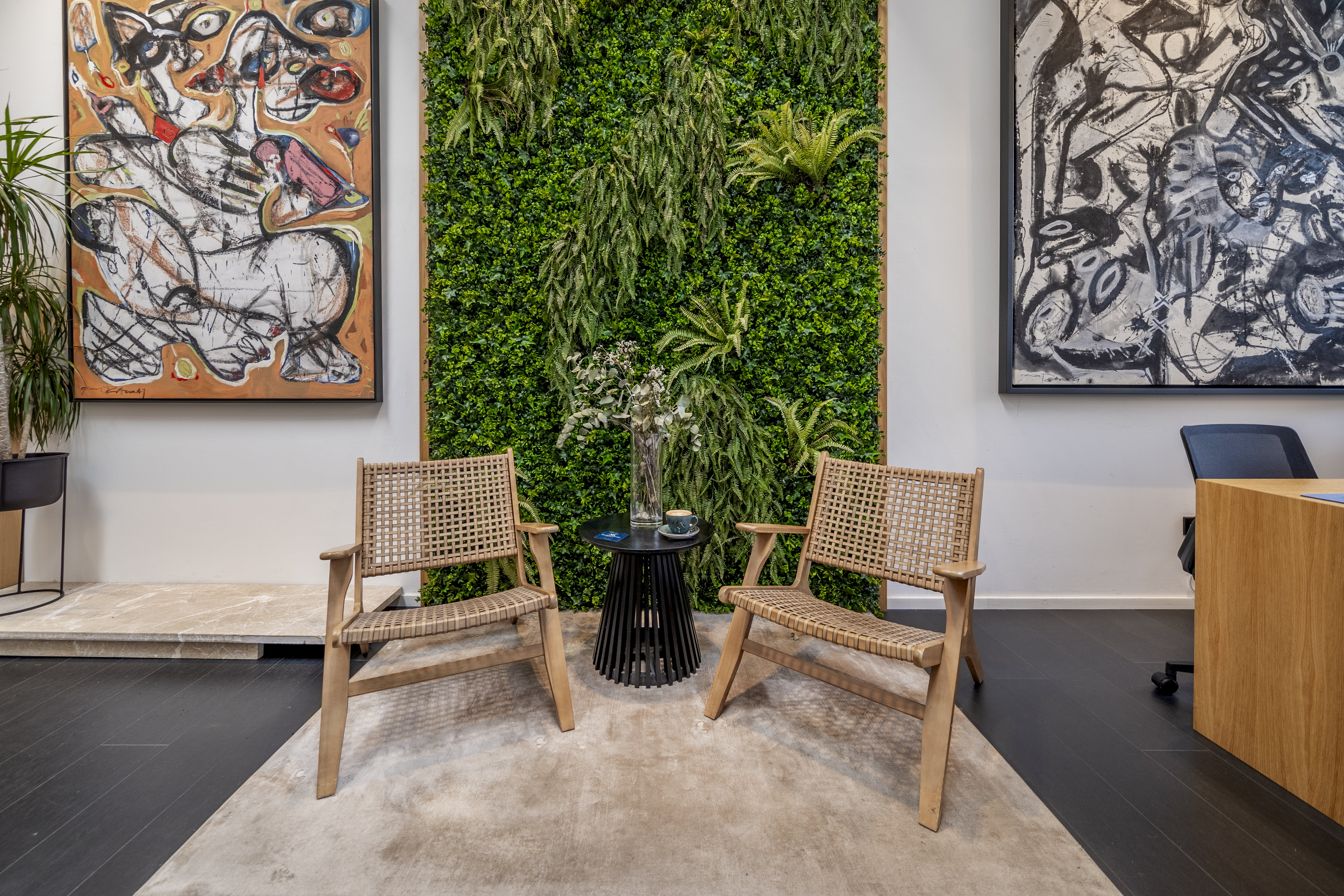 Uno de los principales factores que influyen en el momento de comprar una vivienda son las condiciones del mercado, incluidos los tipos de interés, los precios de la vivienda y la dinámica comprador/vendedor.